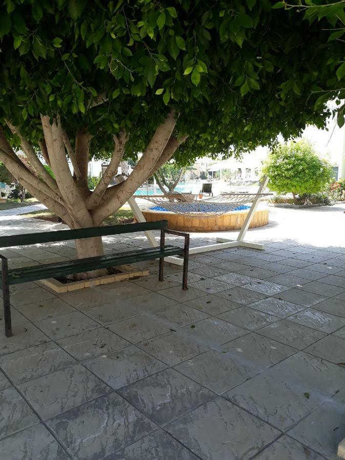 Sunrise Beach Club Gastria Extérieur photo